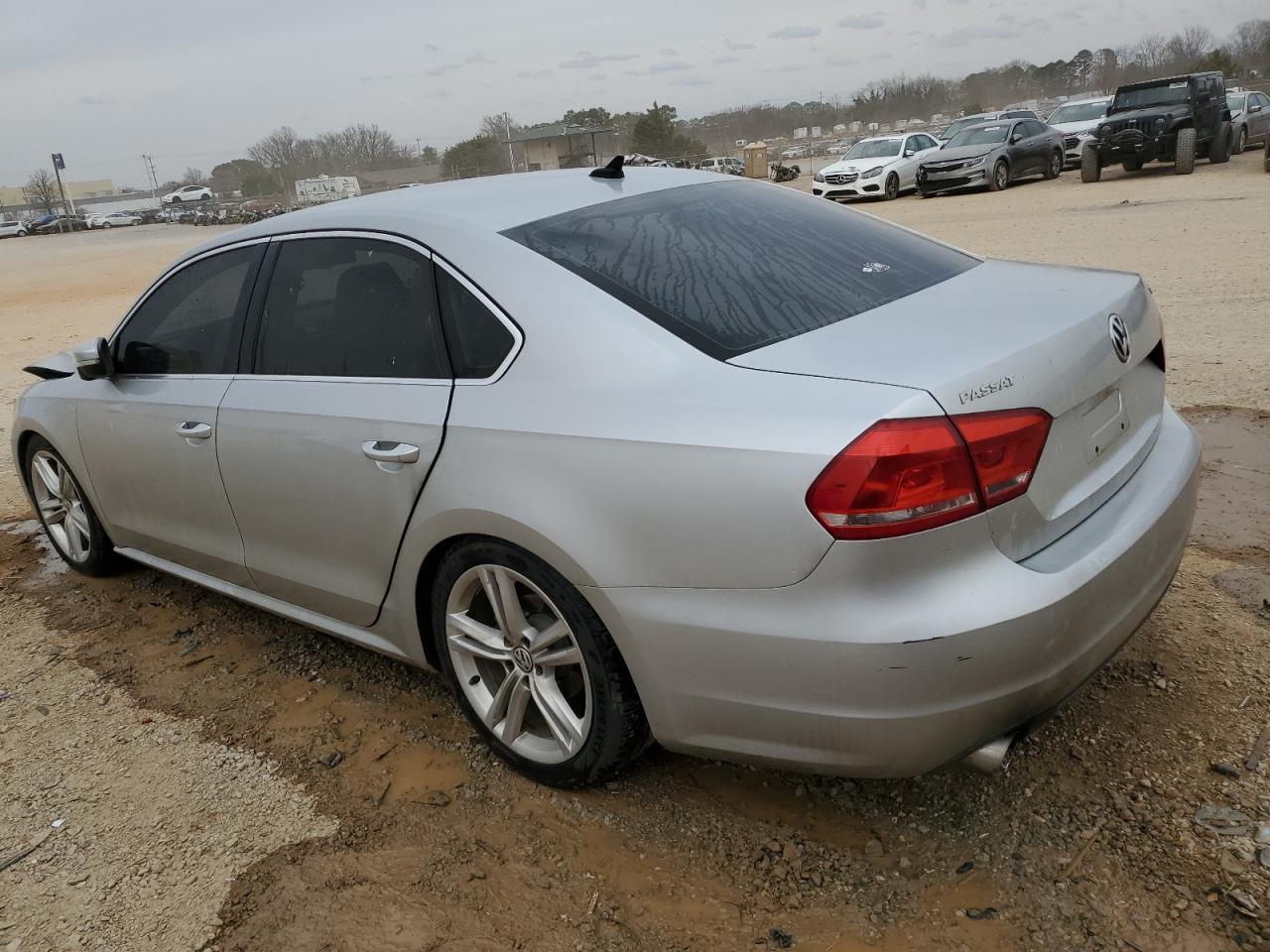 2014 VOLKSWAGEN PASSAT SE - Фото 2