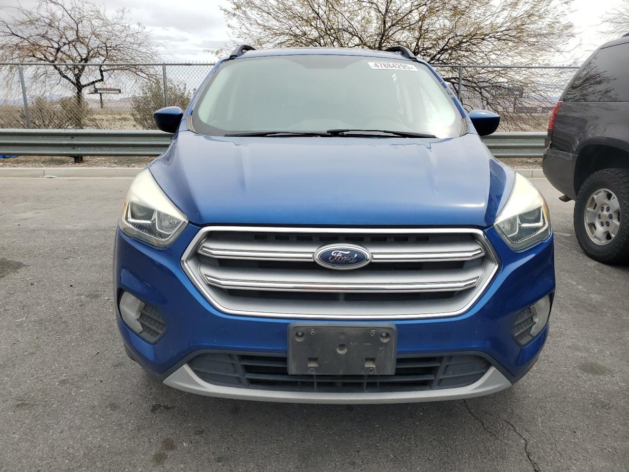 2017 FORD ESCAPE SE - Image 5