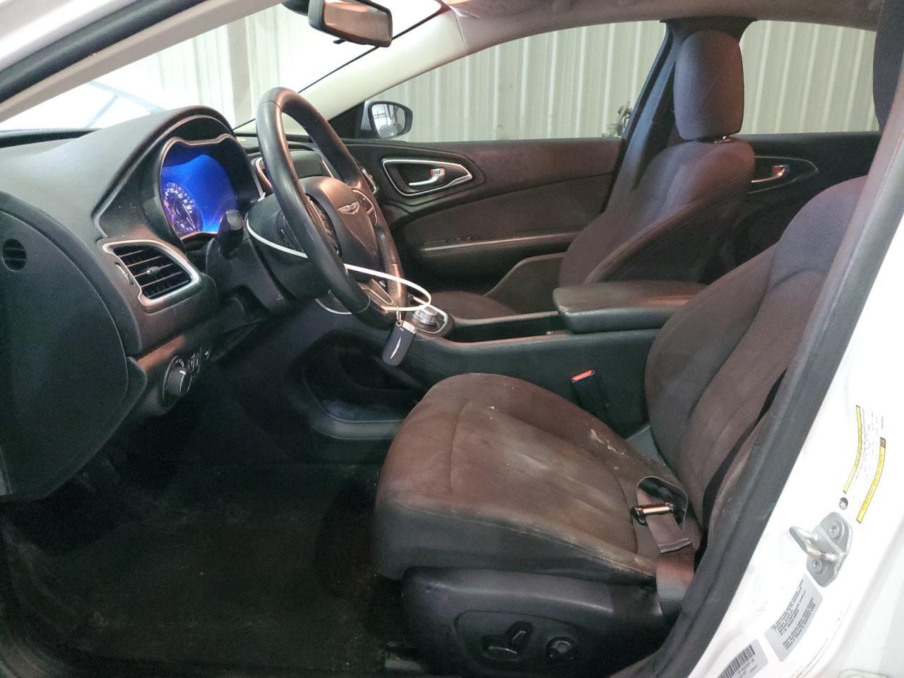 2015 CHRYSLER 200 LIMITE - Image 7