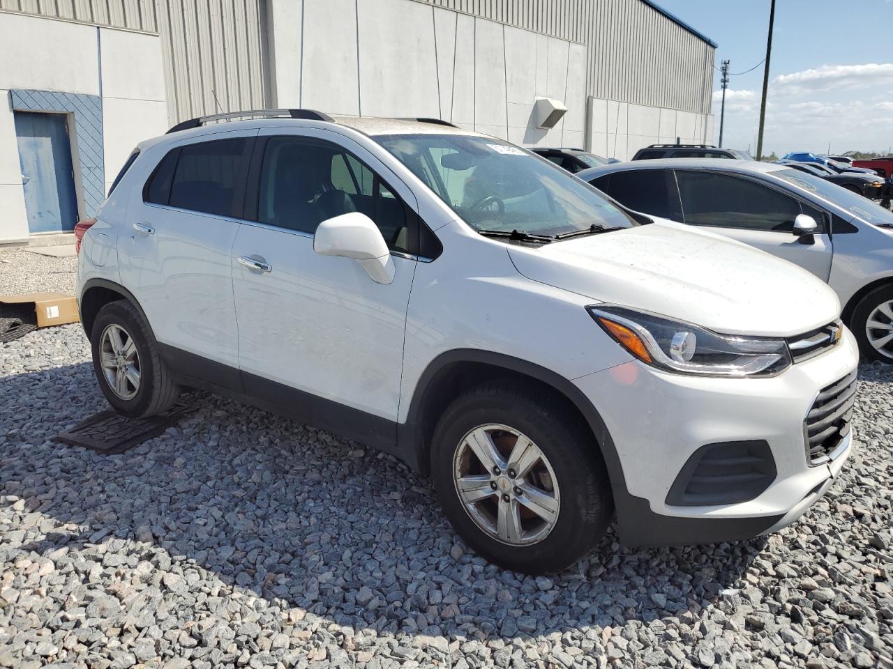 2019 CHEVROLET TRAX 1LT - Фото 4