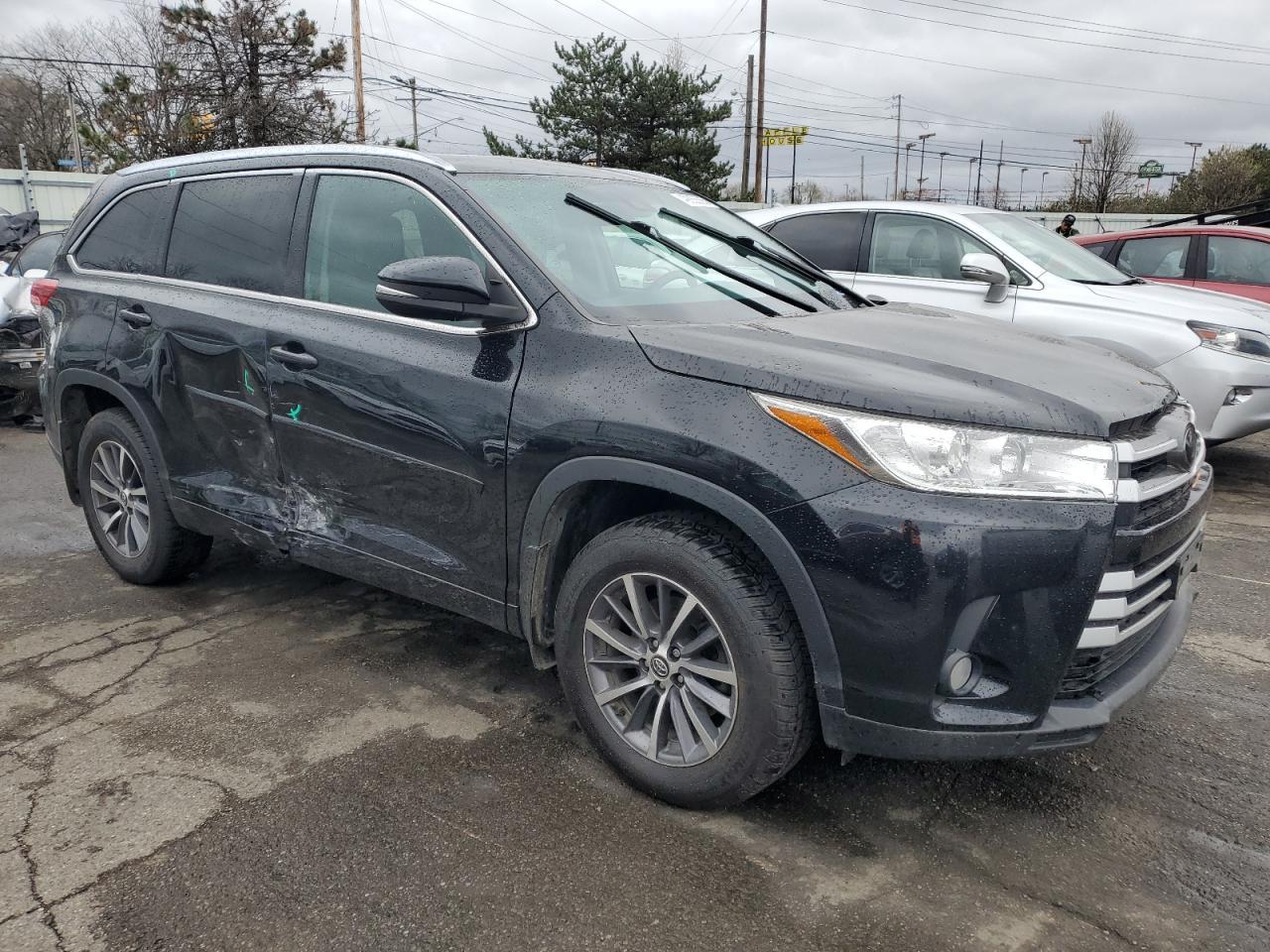 2018 TOYOTA HIGHLANDER - Image 4