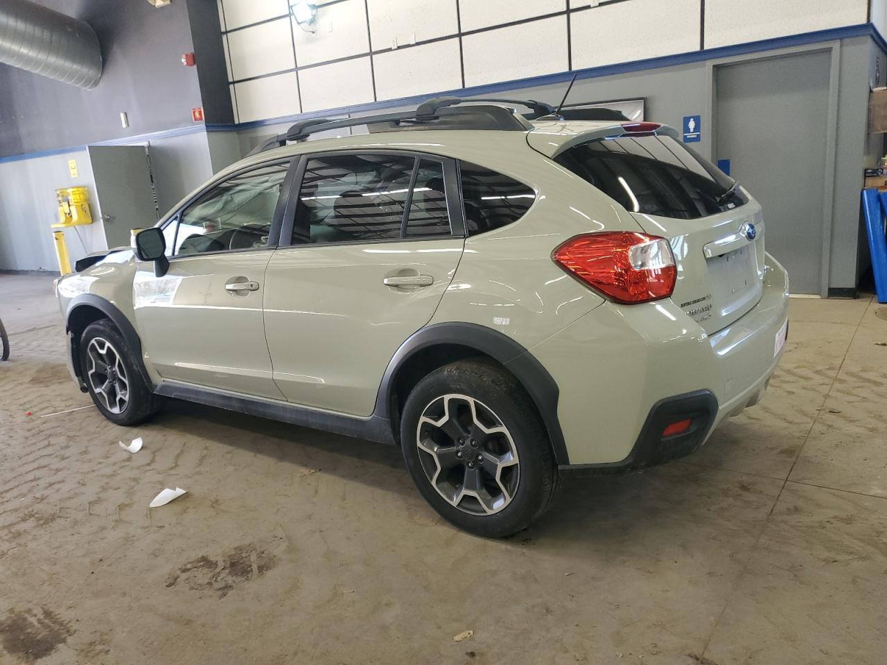 2014 SUBARU XV CROSSTR - Image 2