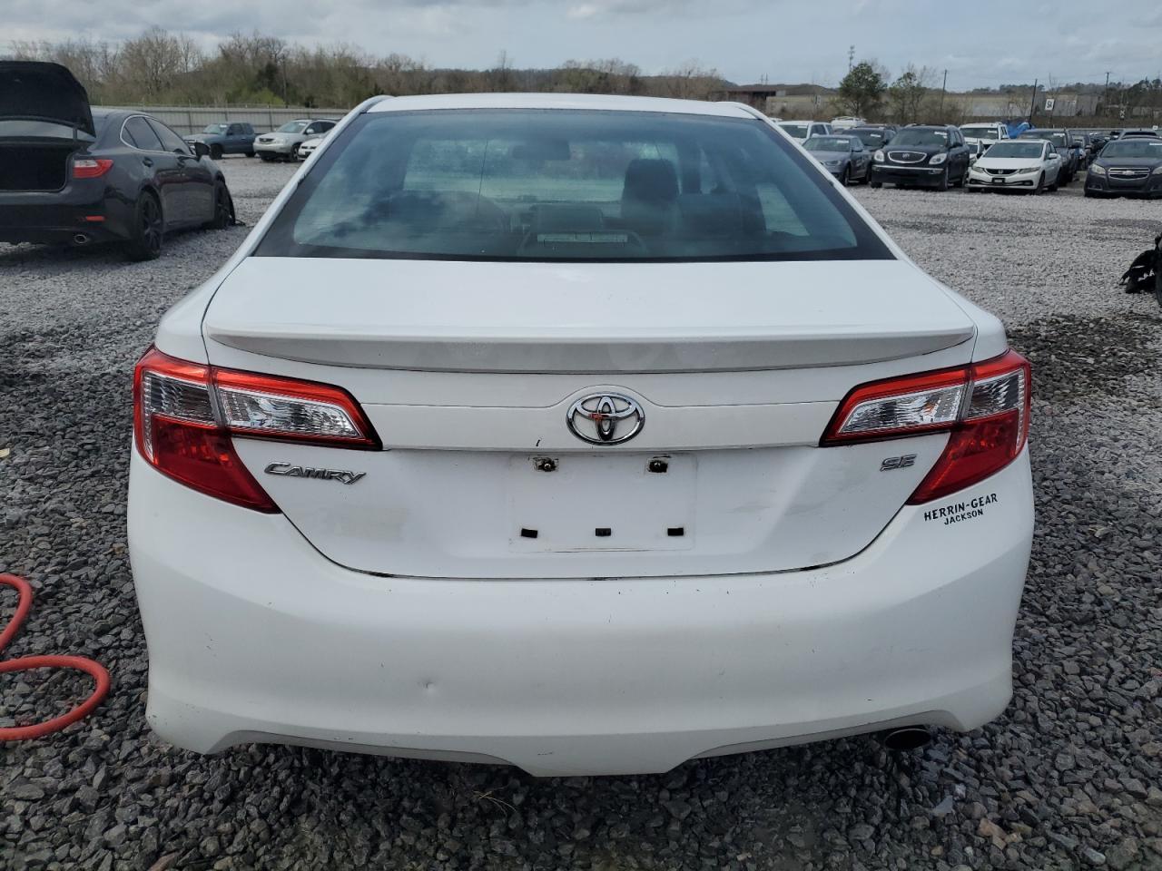 2013 TOYOTA CAMRY L - Фото 6