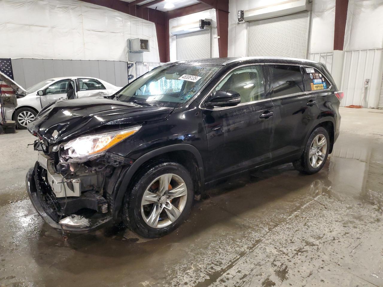 2015 TOYOTA HIGHLANDER