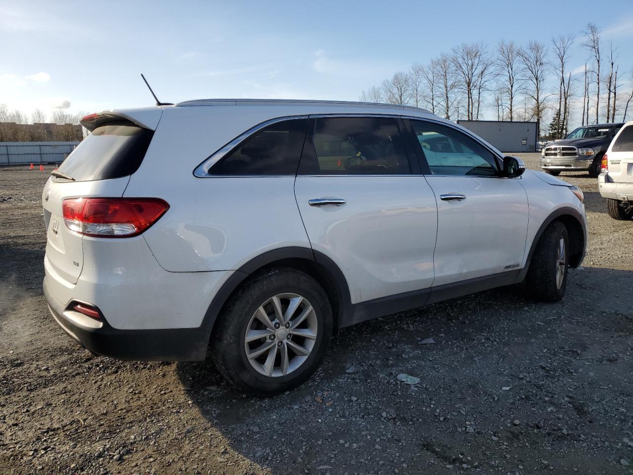 2016 KIA SORENTO LX - Image 3