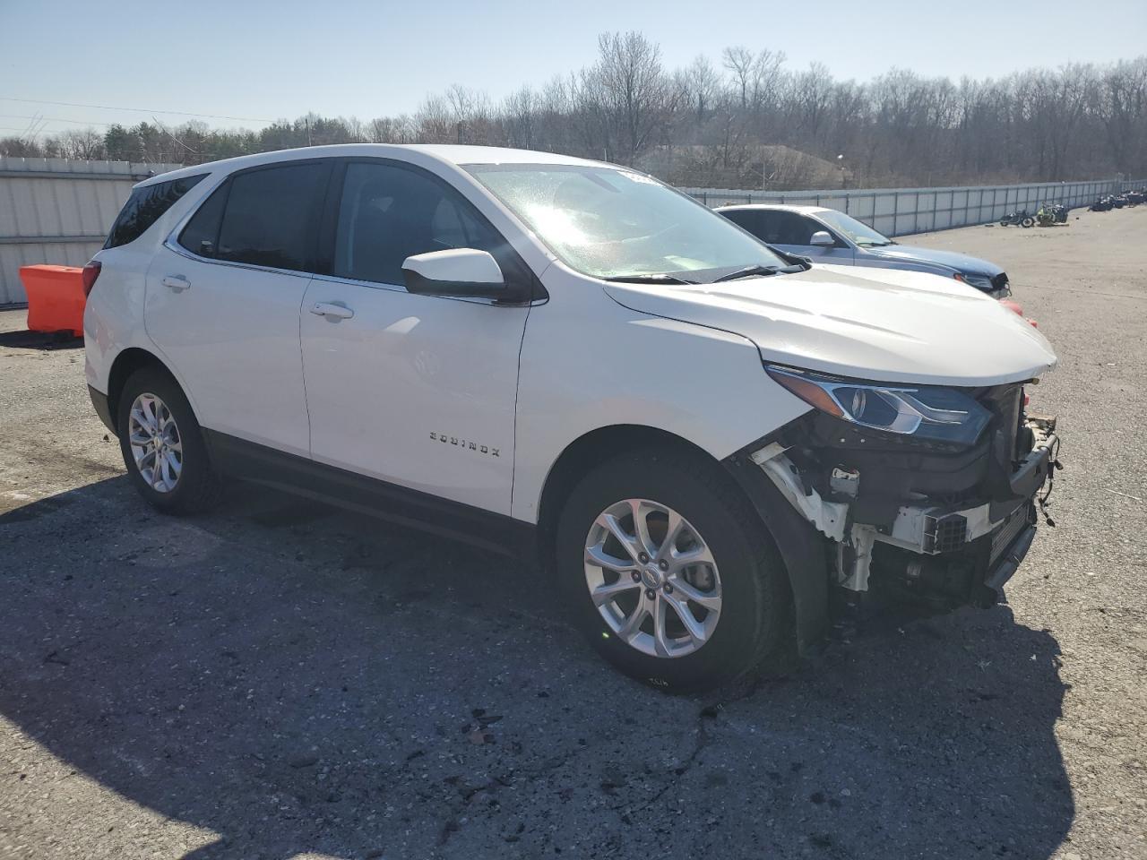 2019 CHEVROLET EQUINOX LT - Image 4