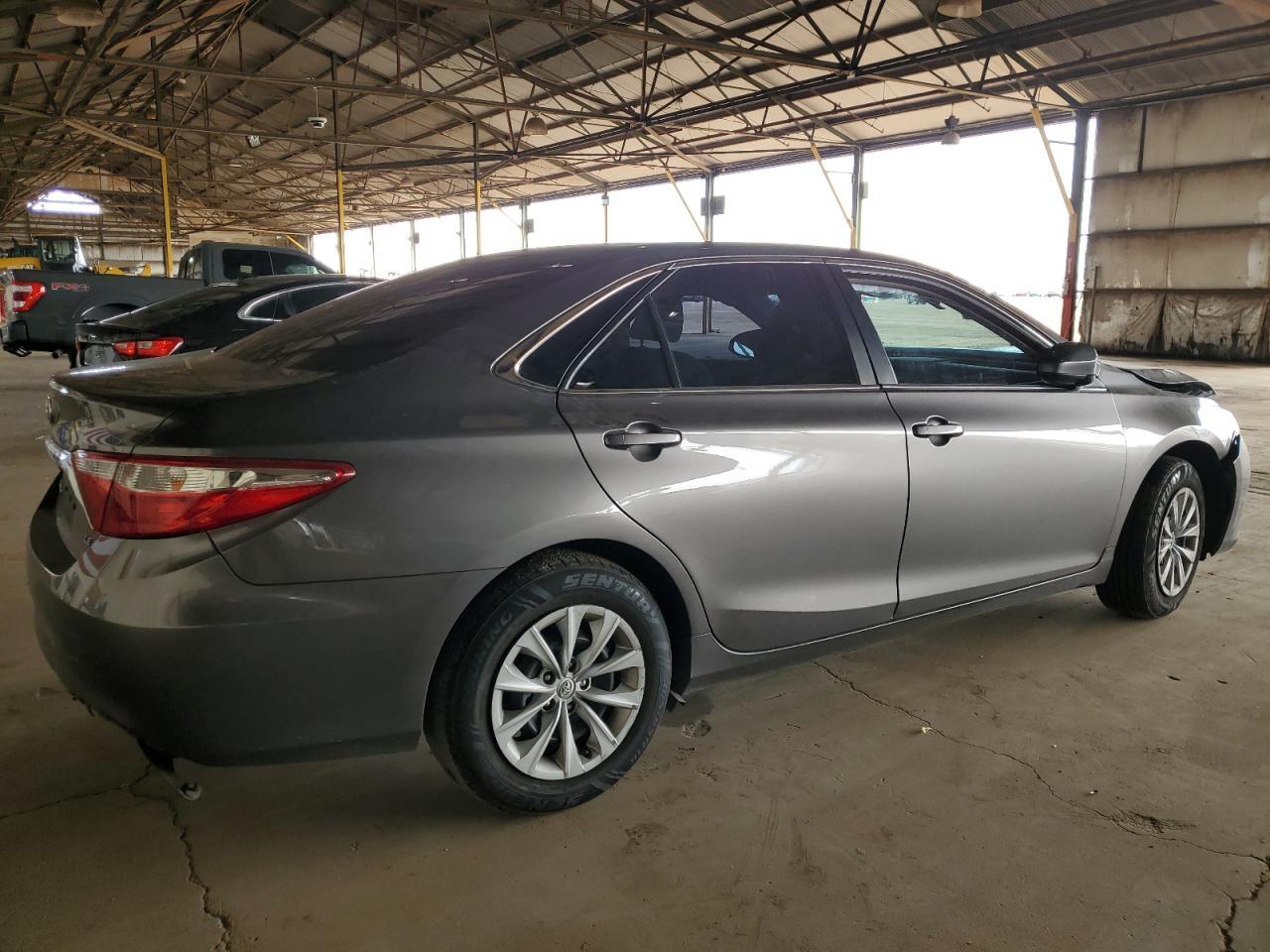 2017 TOYOTA CAMRY LE - Image 3