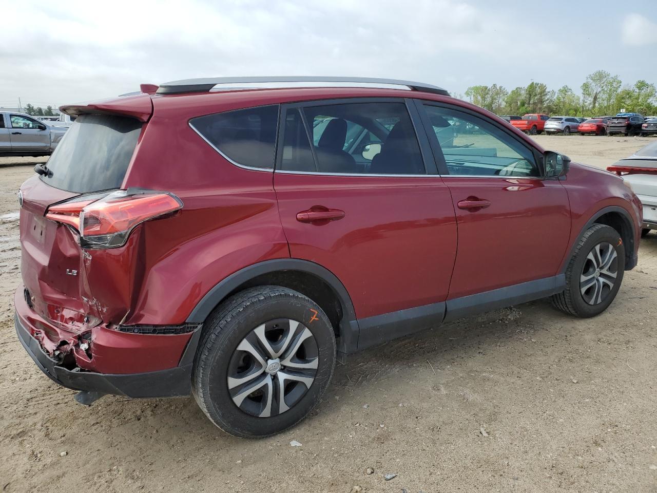 2018 TOYOTA RAV4 LE - Image 3