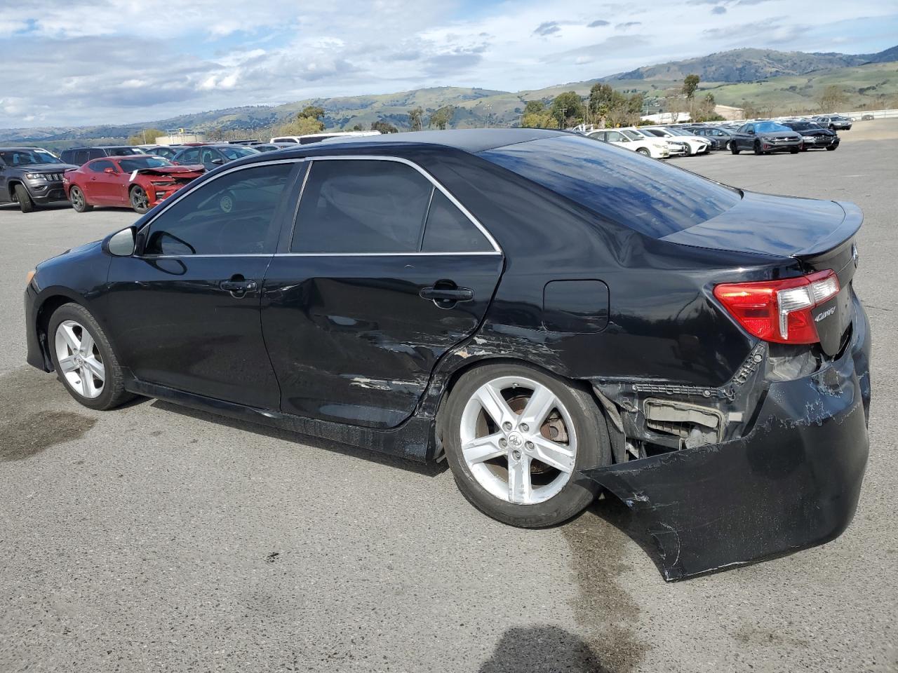 2014 TOYOTA CAMRY L - Image 2