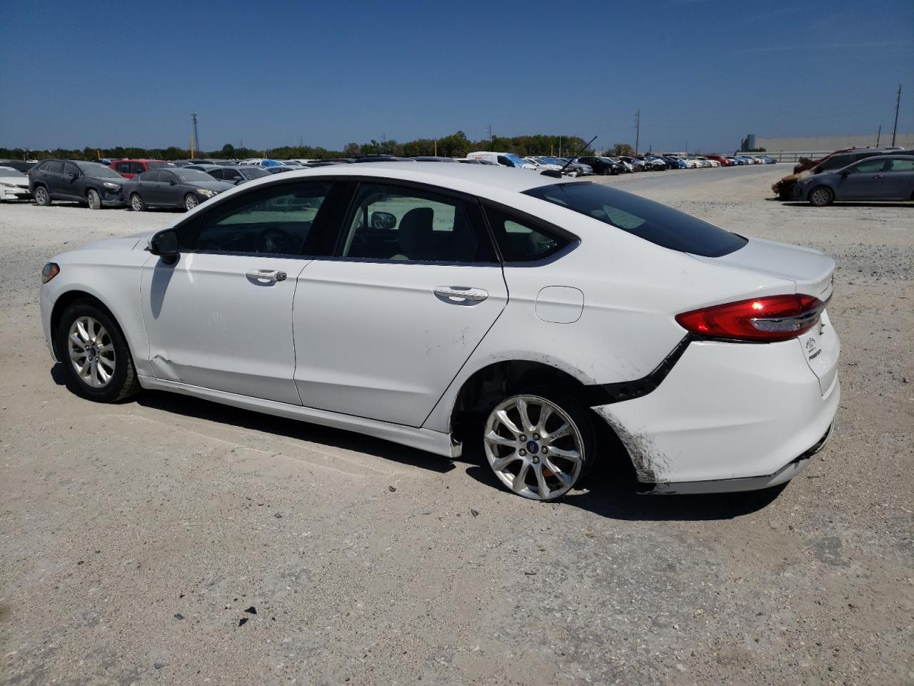 2017 FORD FUSION S - Фото 2