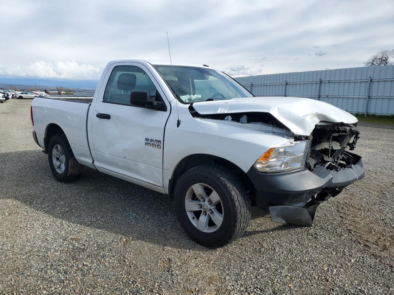 2017 RAM 1500 ST - Фото 4