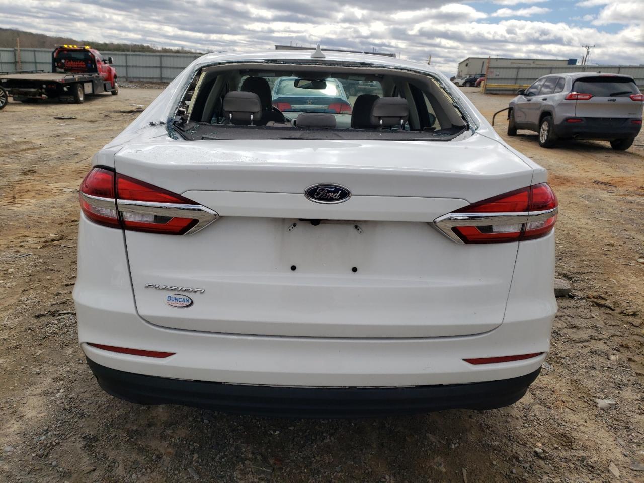 2020 FORD FUSION S - Фото 6