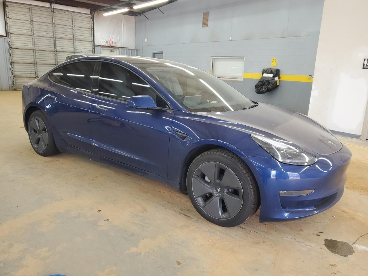 2022 TESLA MODEL 3 - Image 4