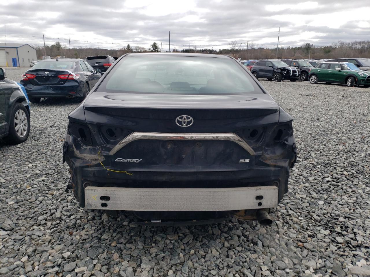 2015 TOYOTA CAMRY LE - Фото 6
