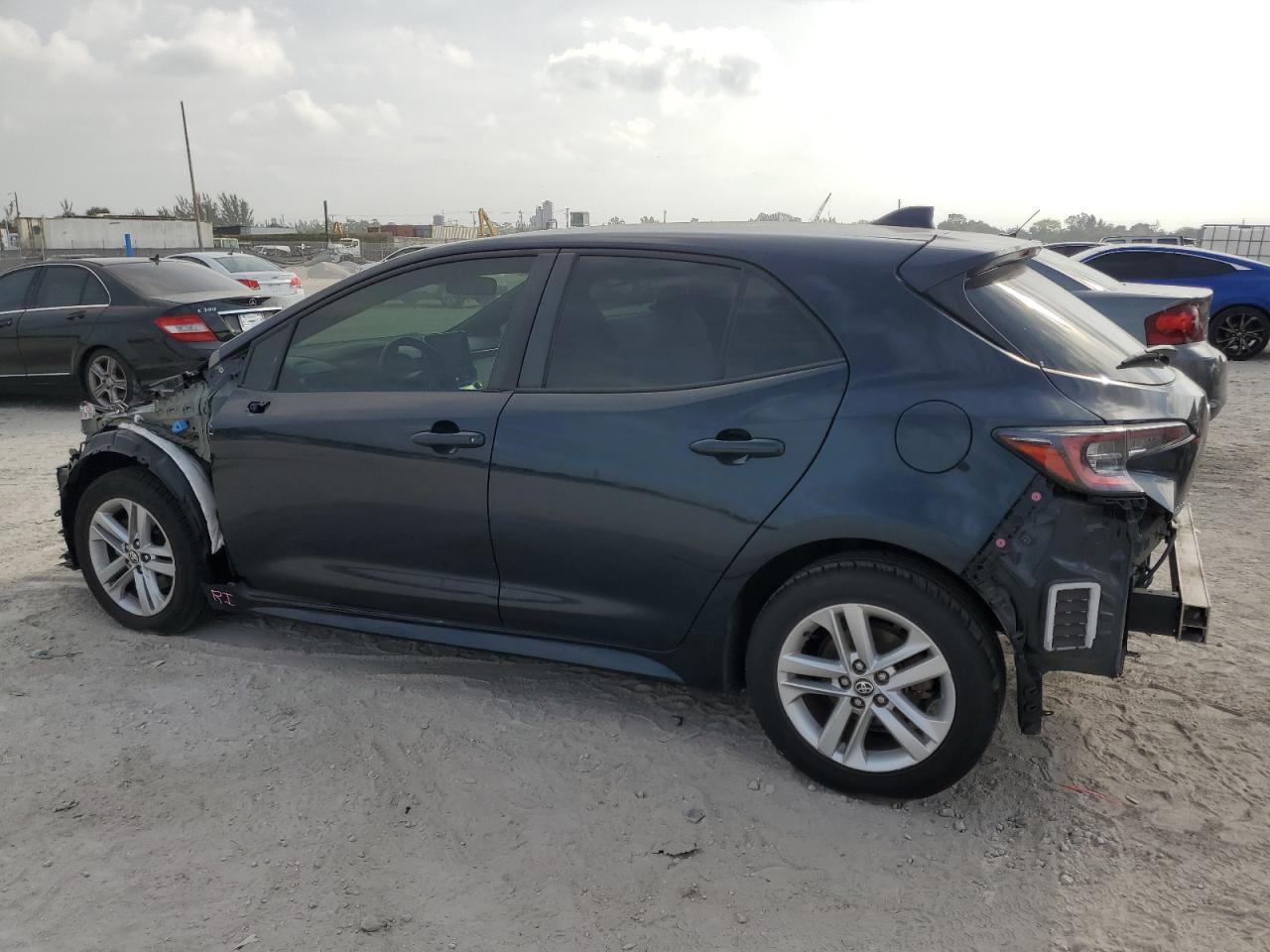 2022 TOYOTA COROLLA SE - Фото 2