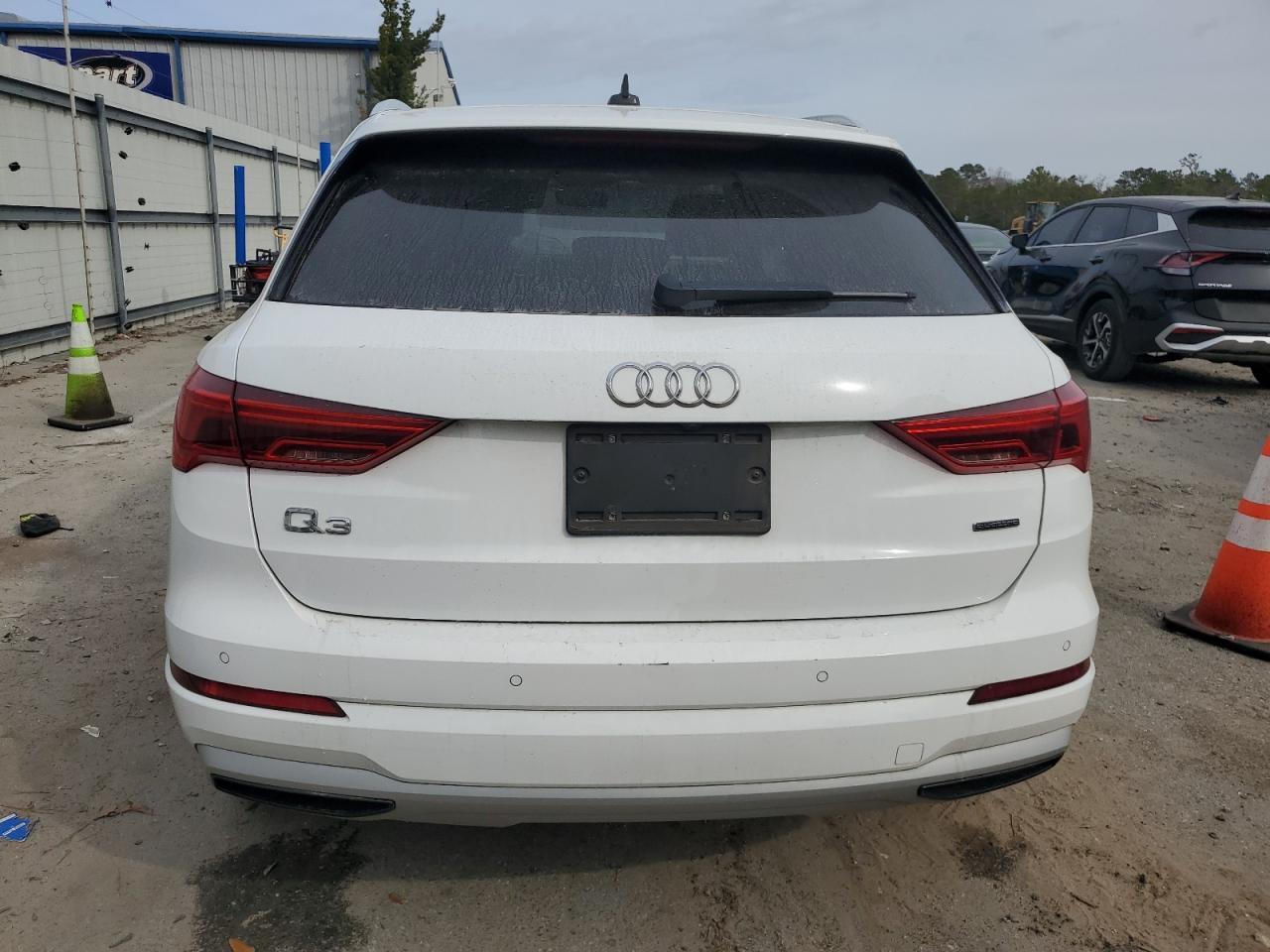 2021 AUDI Q3 PREMIUM - Image 6