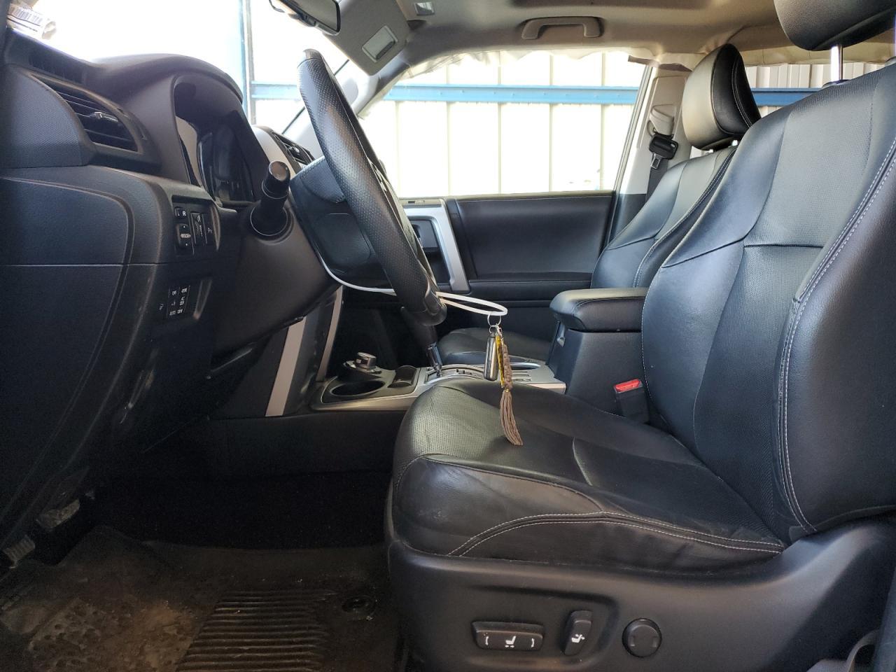 2017 TOYOTA 4RUNNER SR - Image 7