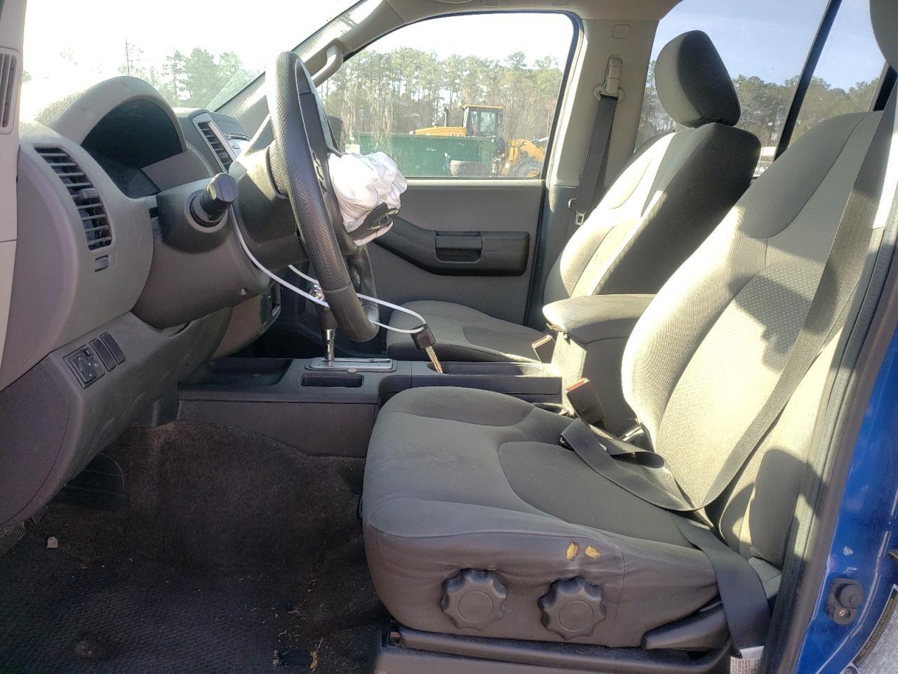 2014 NISSAN XTERRA X - Image 7