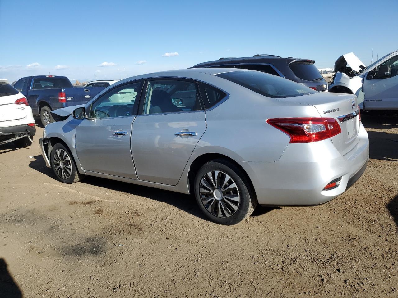 2017 NISSAN SENTRA S - Фото 2
