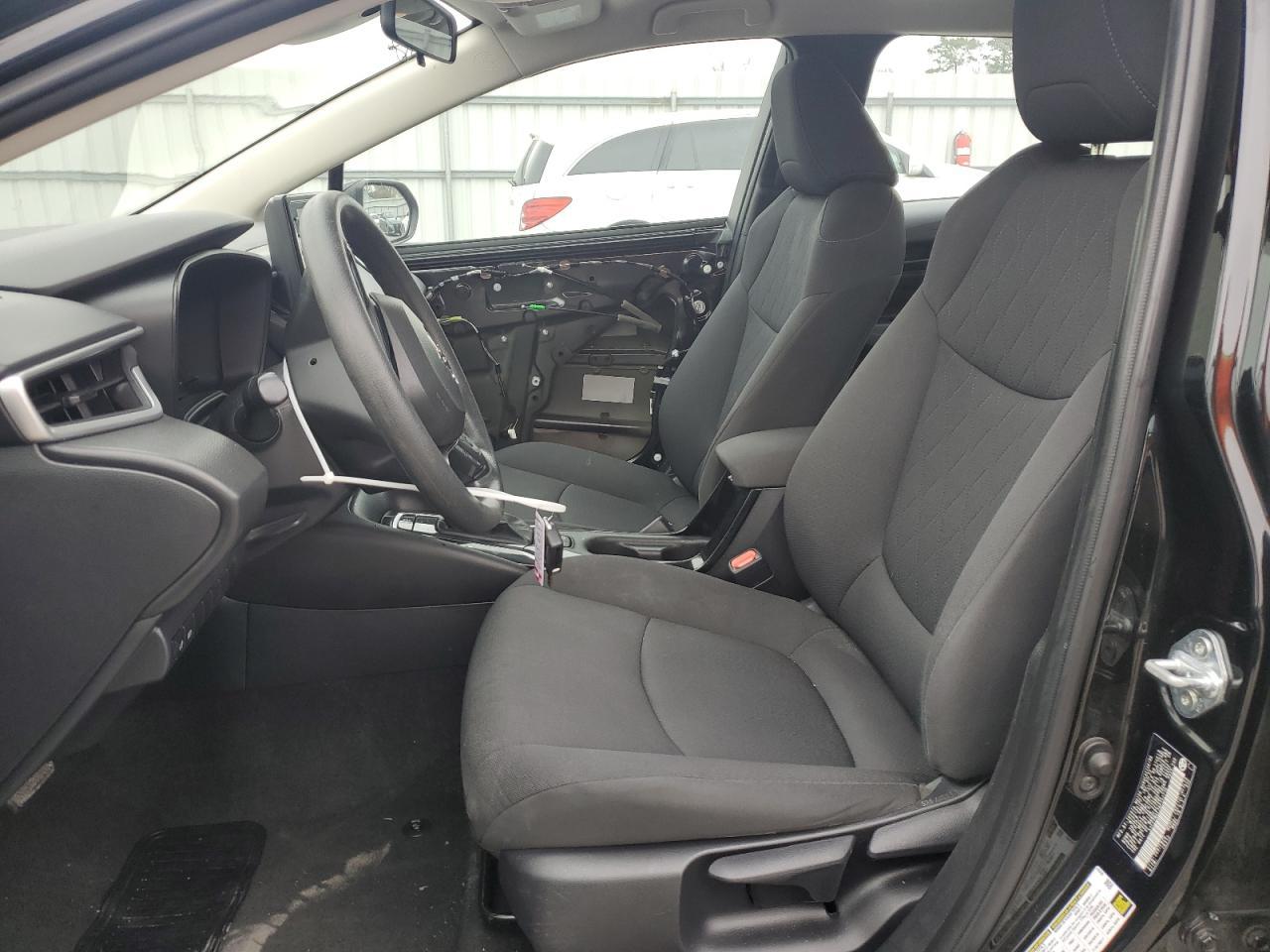 2022 TOYOTA COROLLA LE - Фото 7