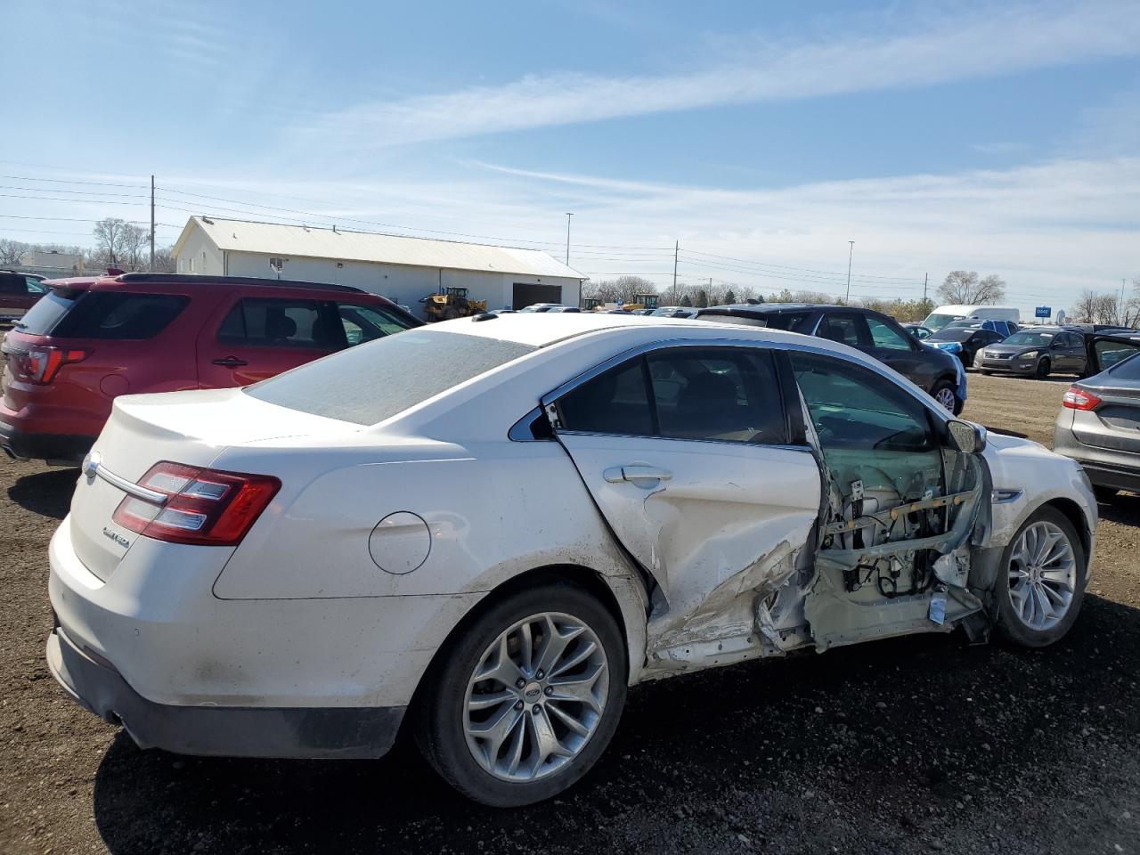 2019 FORD TAURUS LIM - Image 3
