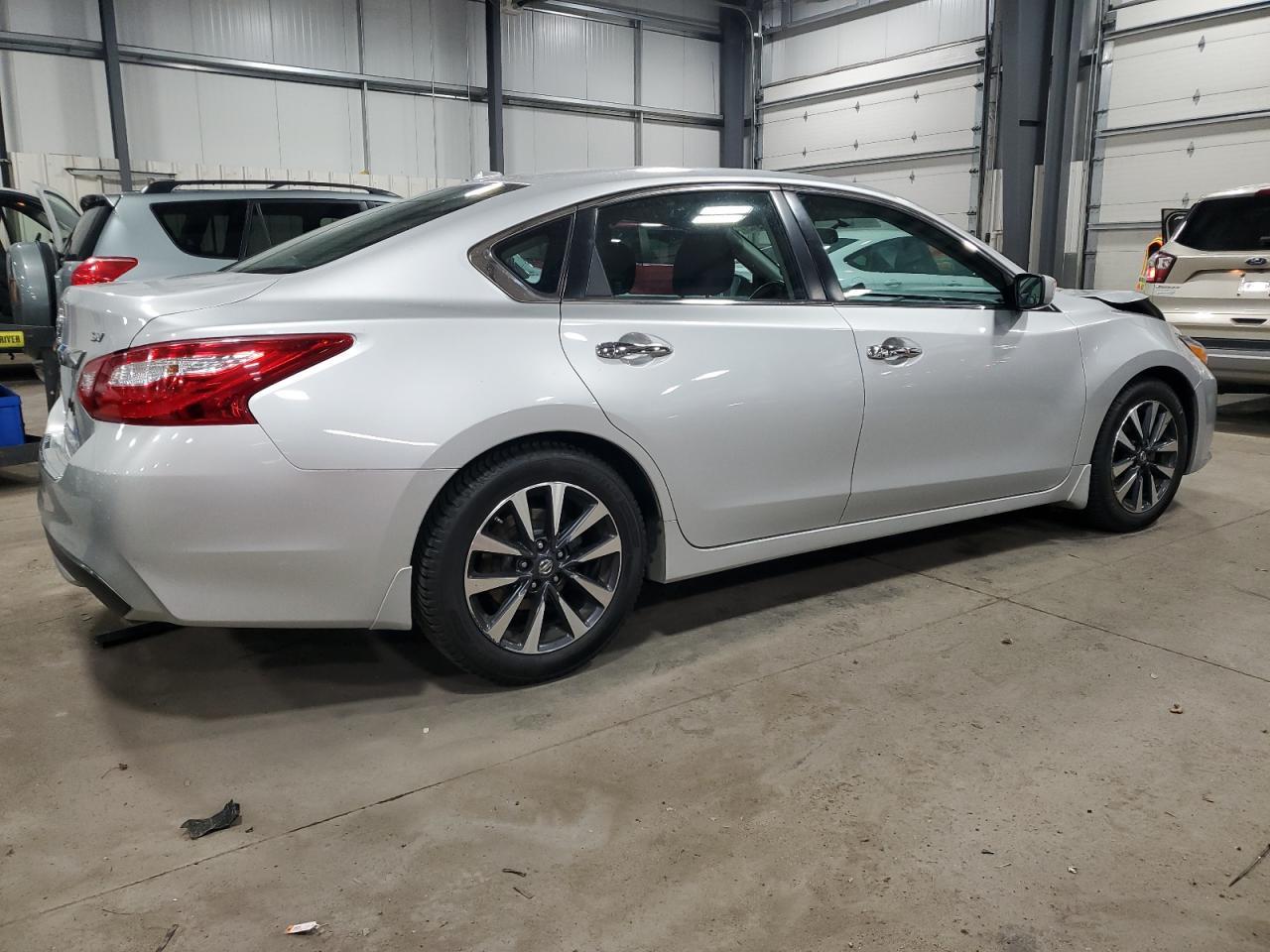2016 NISSAN ALTIMA 2.5 - Image 3