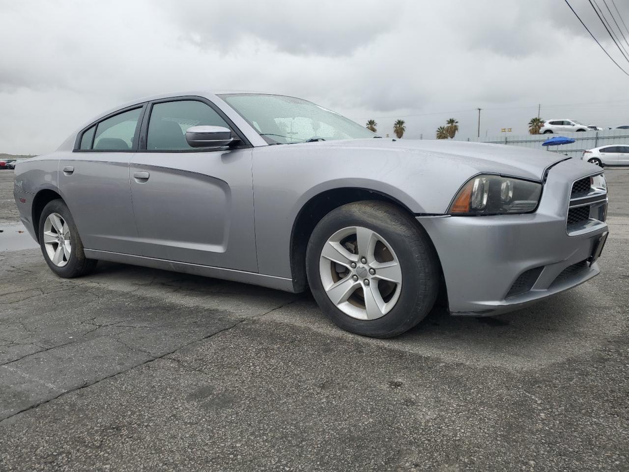 2014 DODGE CHARGER SE - Фото 4