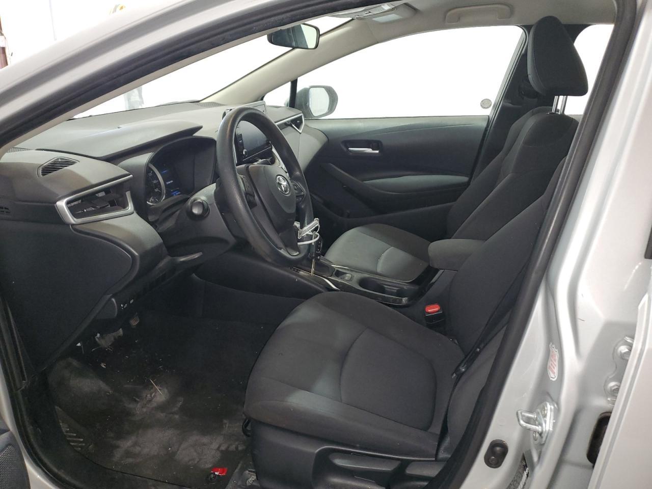 2021 TOYOTA COROLLA LE - Фото 7