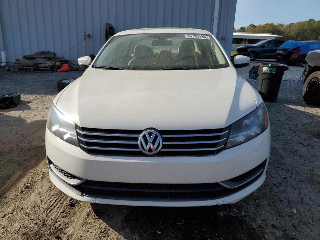 2013 VOLKSWAGEN PASSAT SE - Фото 5