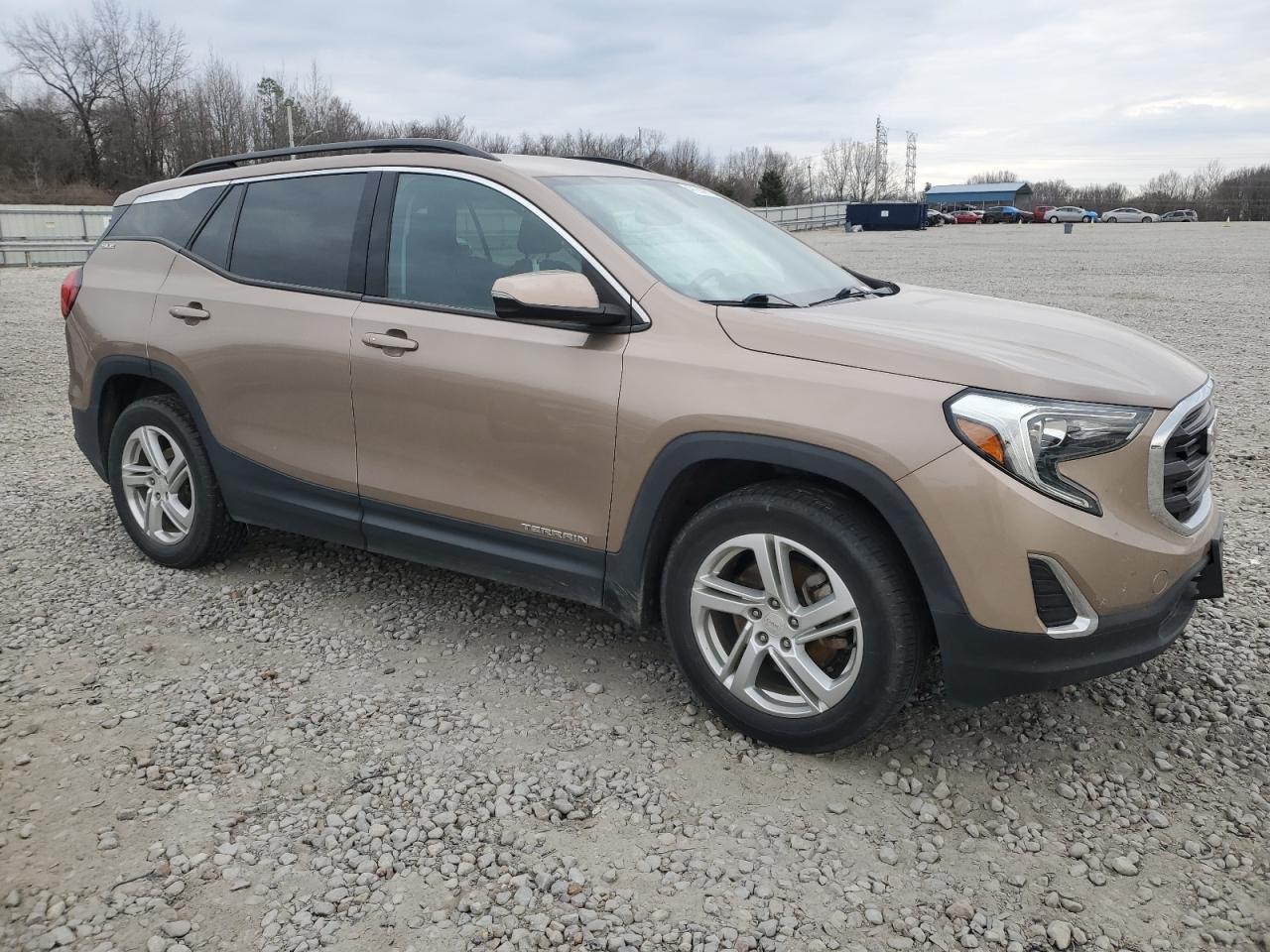 2018 GMC TERRAIN SL - Image 4