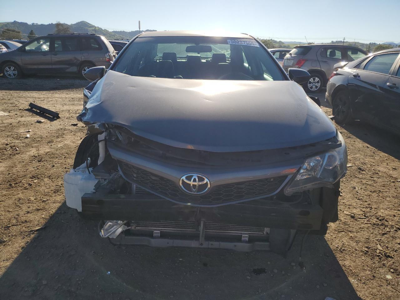 2013 TOYOTA CAMRY L - Фото 5