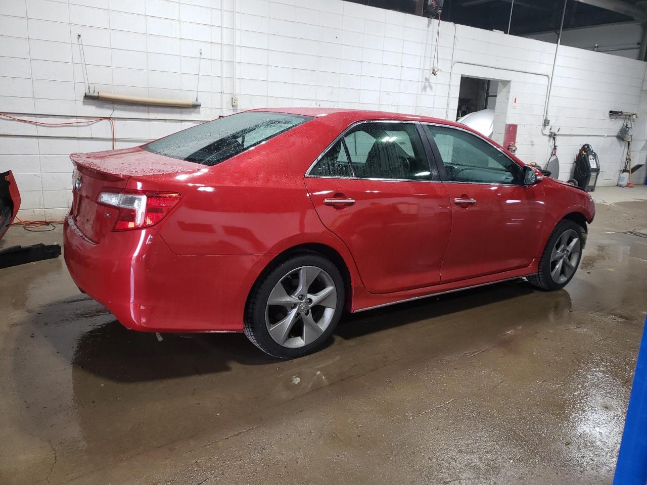 2014 TOYOTA CAMRY L - Image 3