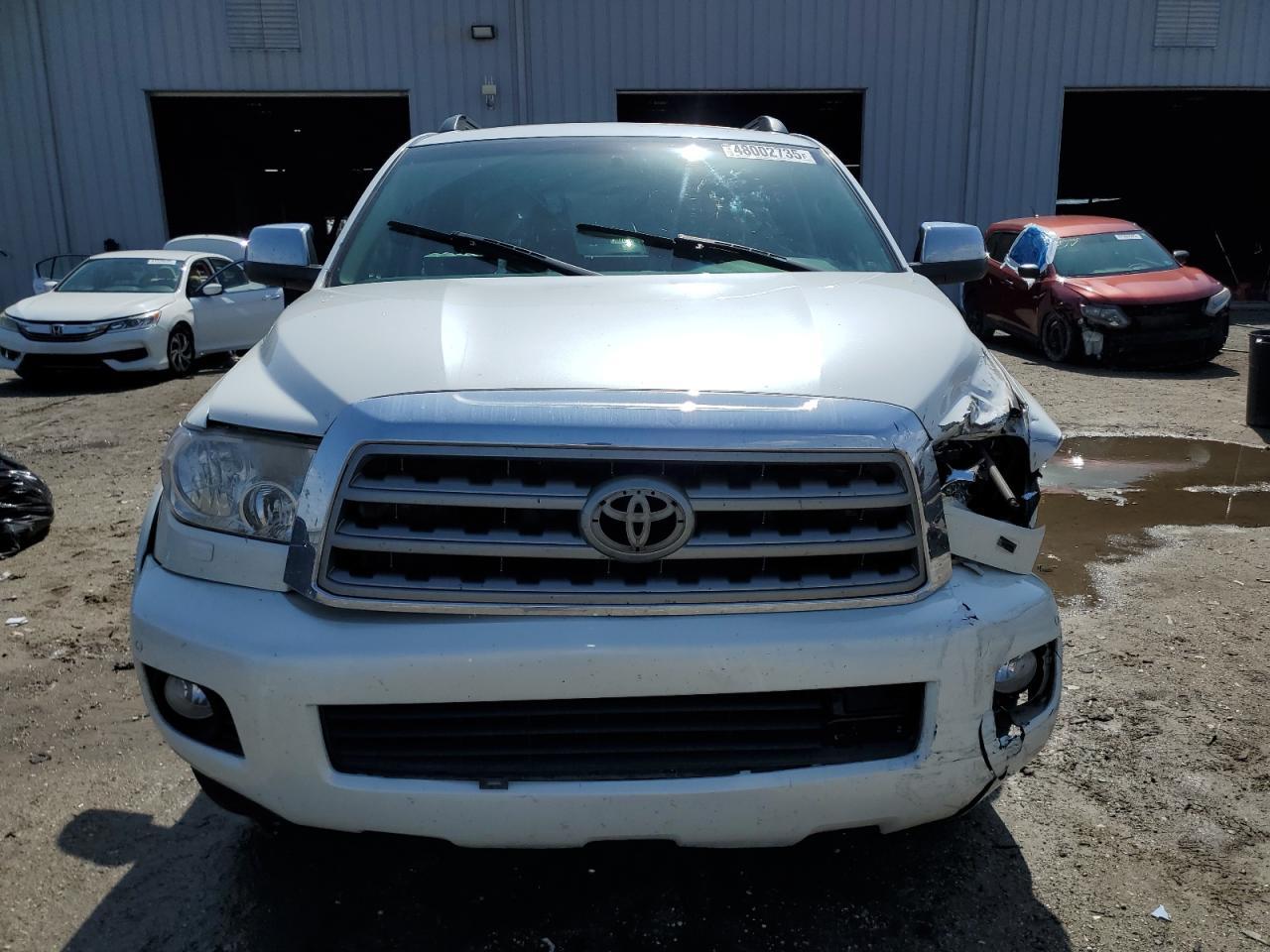2013 TOYOTA SEQUOIA PL - Image 5