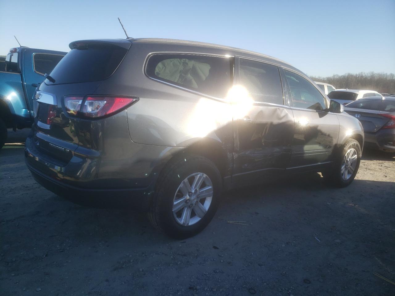 2014 CHEVROLET TRAVERSE L - Фото 3
