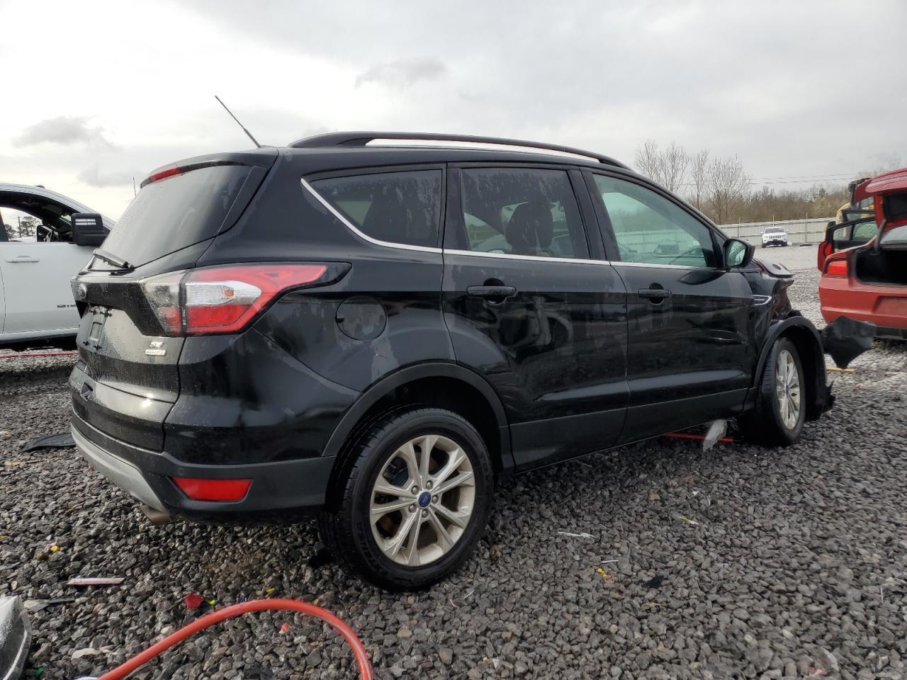 2017 FORD ESCAPE SE - Фото 3