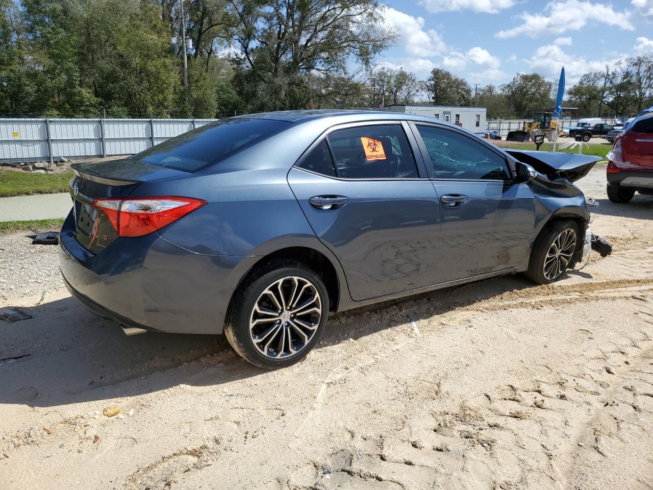 2015 TOYOTA COROLLA L - Image 3