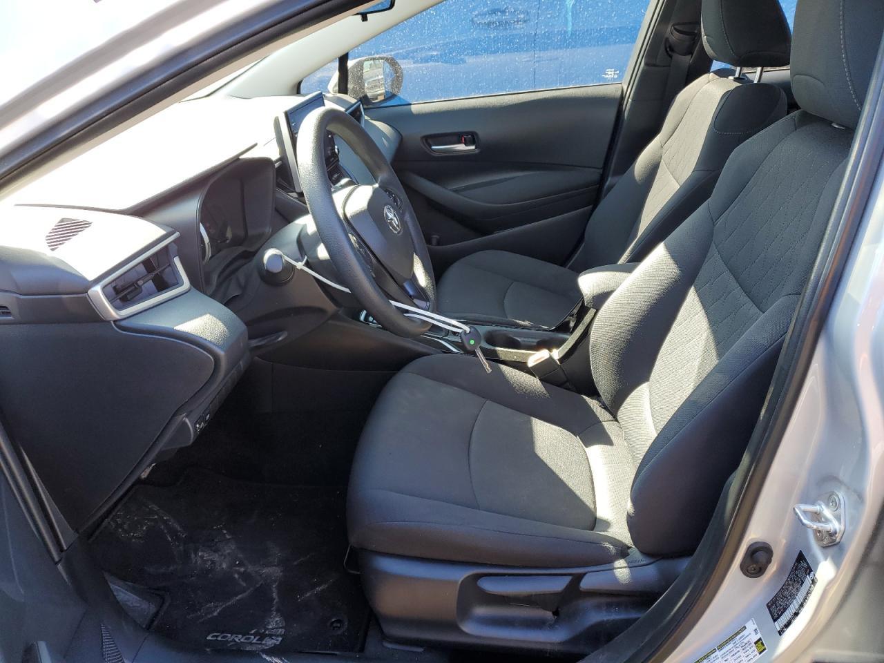 2021 TOYOTA COROLLA LE - Фото 7