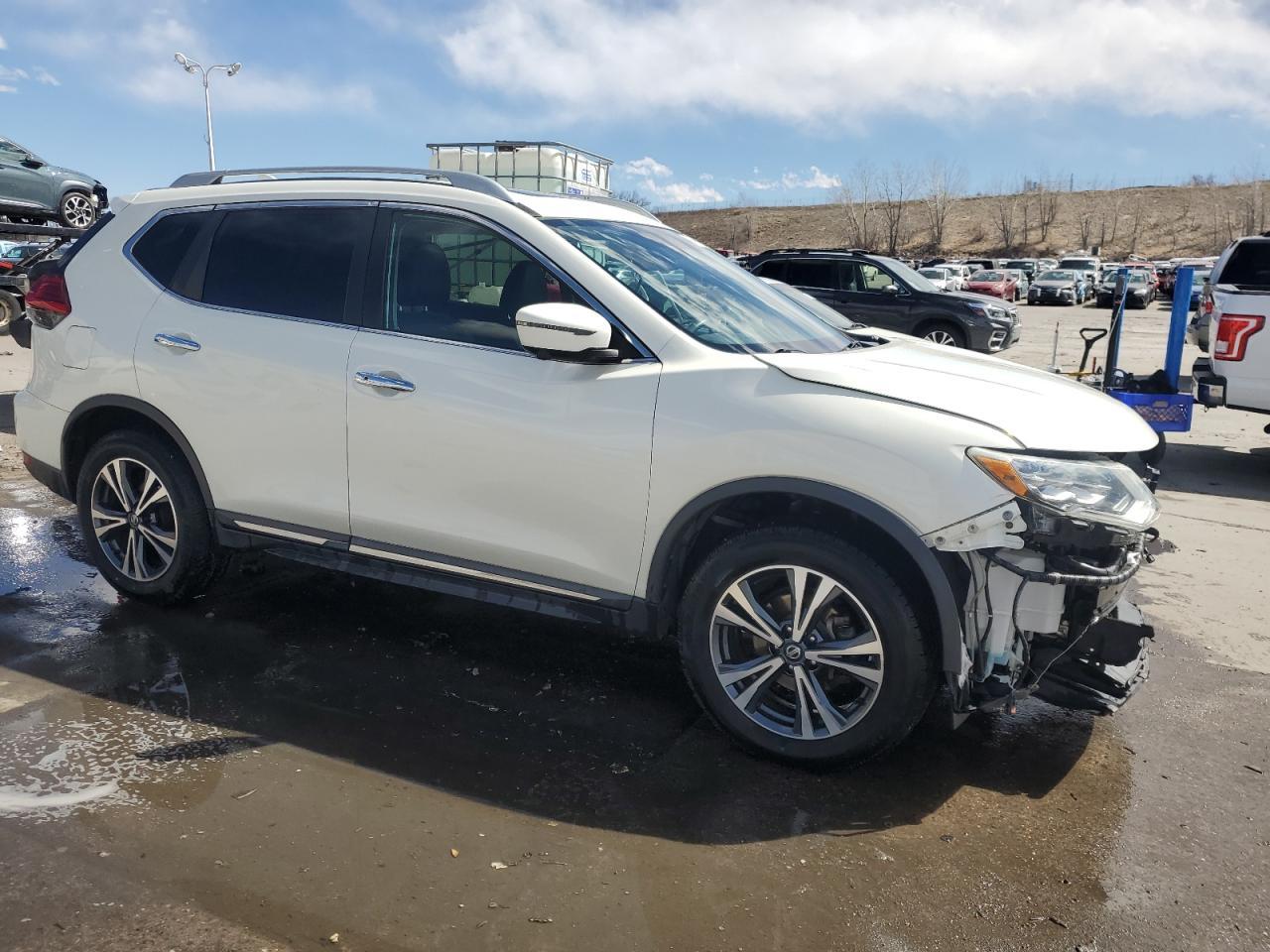2017 NISSAN ROGUE SV - Фото 4