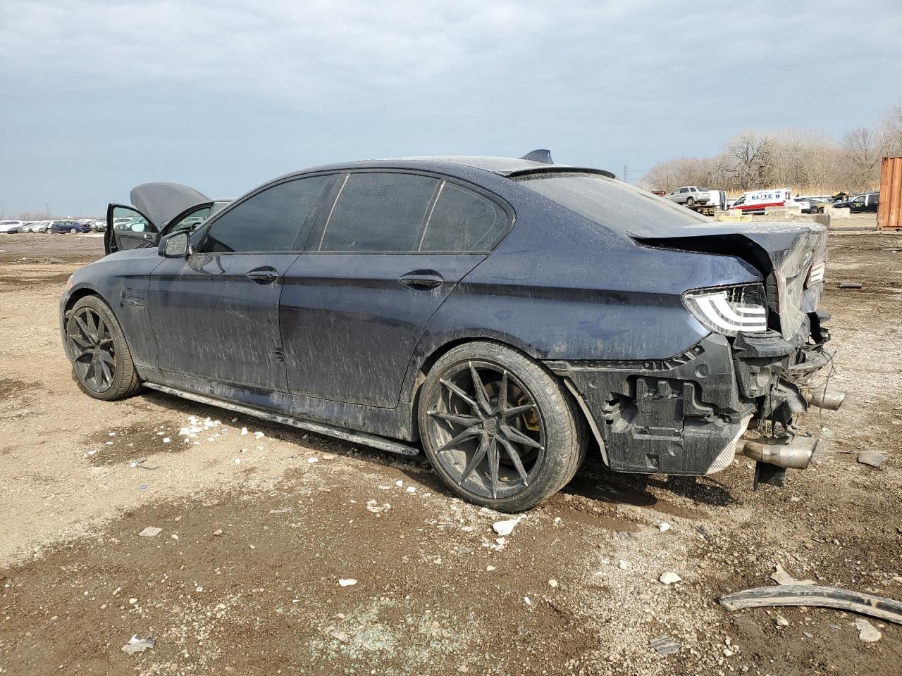 2013 BMW 535 XI - Фото 2