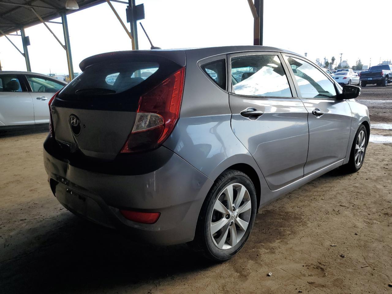 2014 HYUNDAI ACCENT GLS - Фото 3
