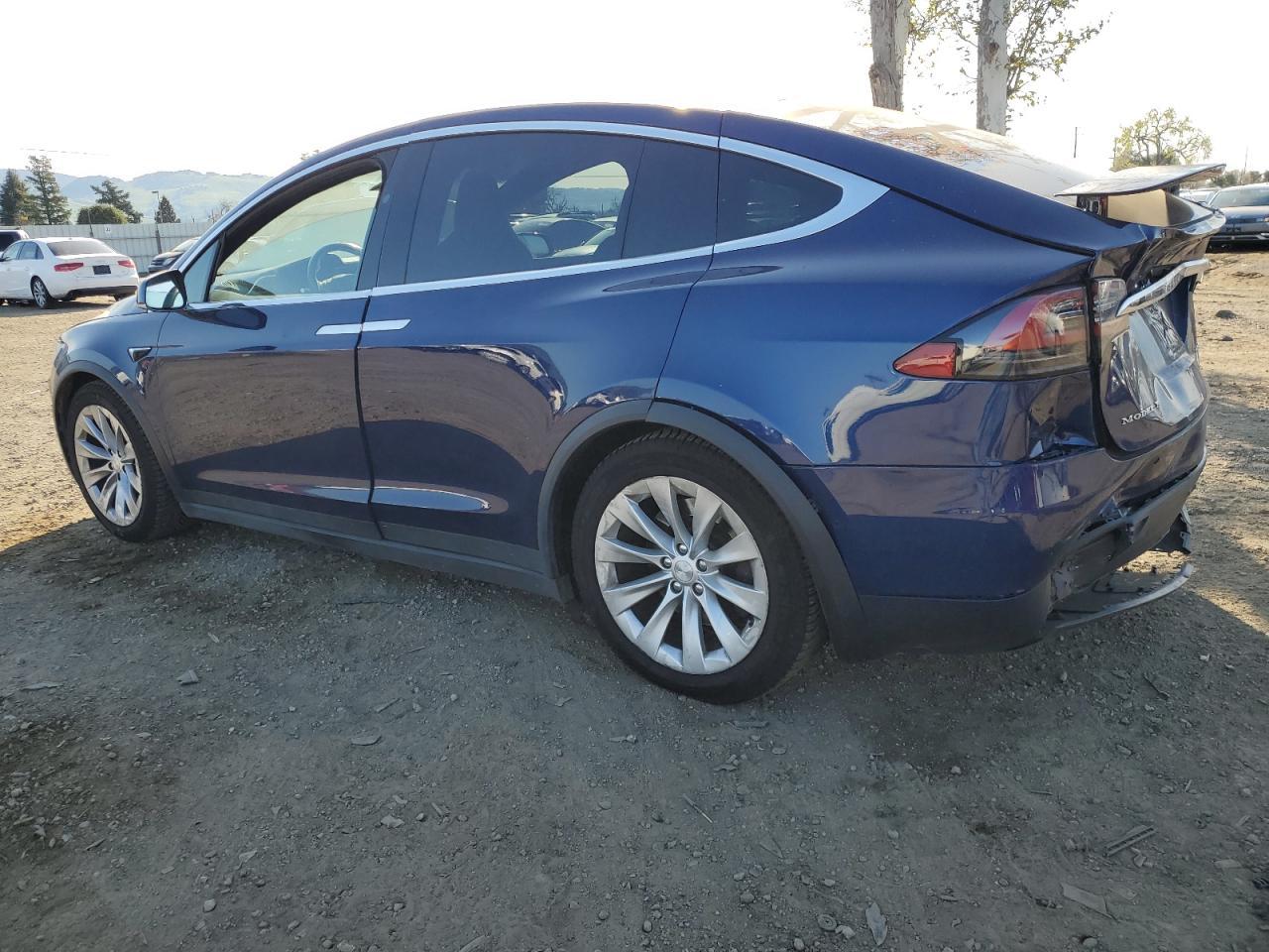 2018 TESLA MODEL X - Фото 2