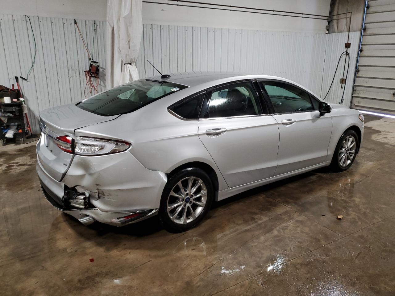 2017 FORD FUSION SE - Фото 3