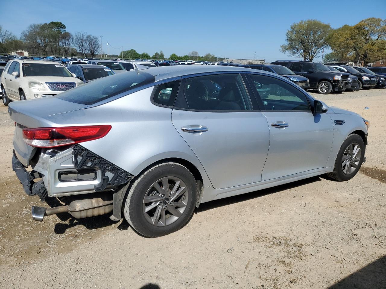 2020 KIA OPTIMA LX - Image 3