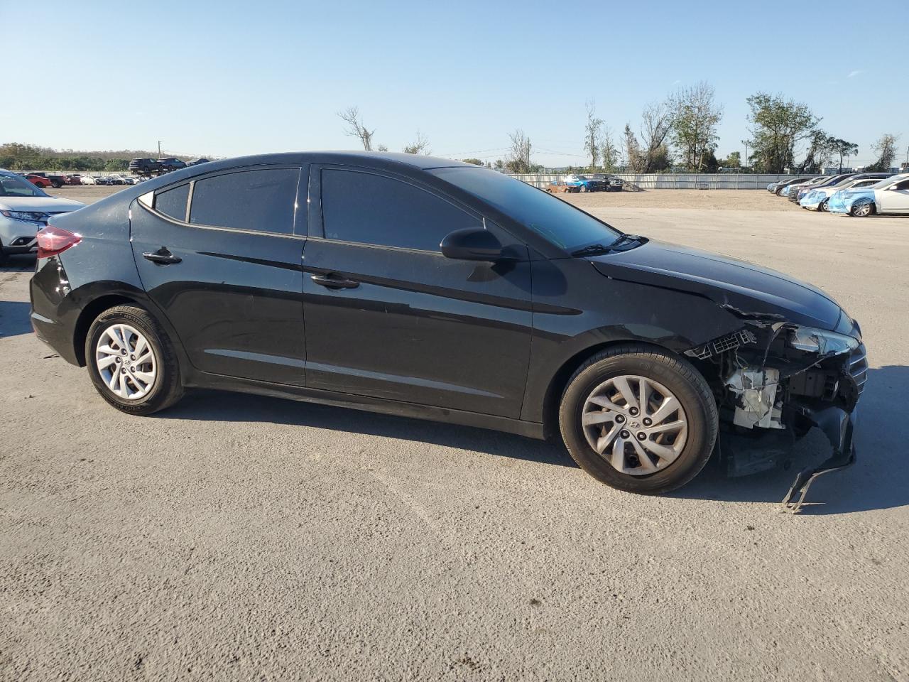 2019 HYUNDAI ELANTRA SE - Фото 4