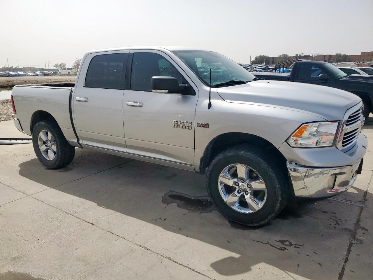 2017 RAM 1500 SLT - Фото 4
