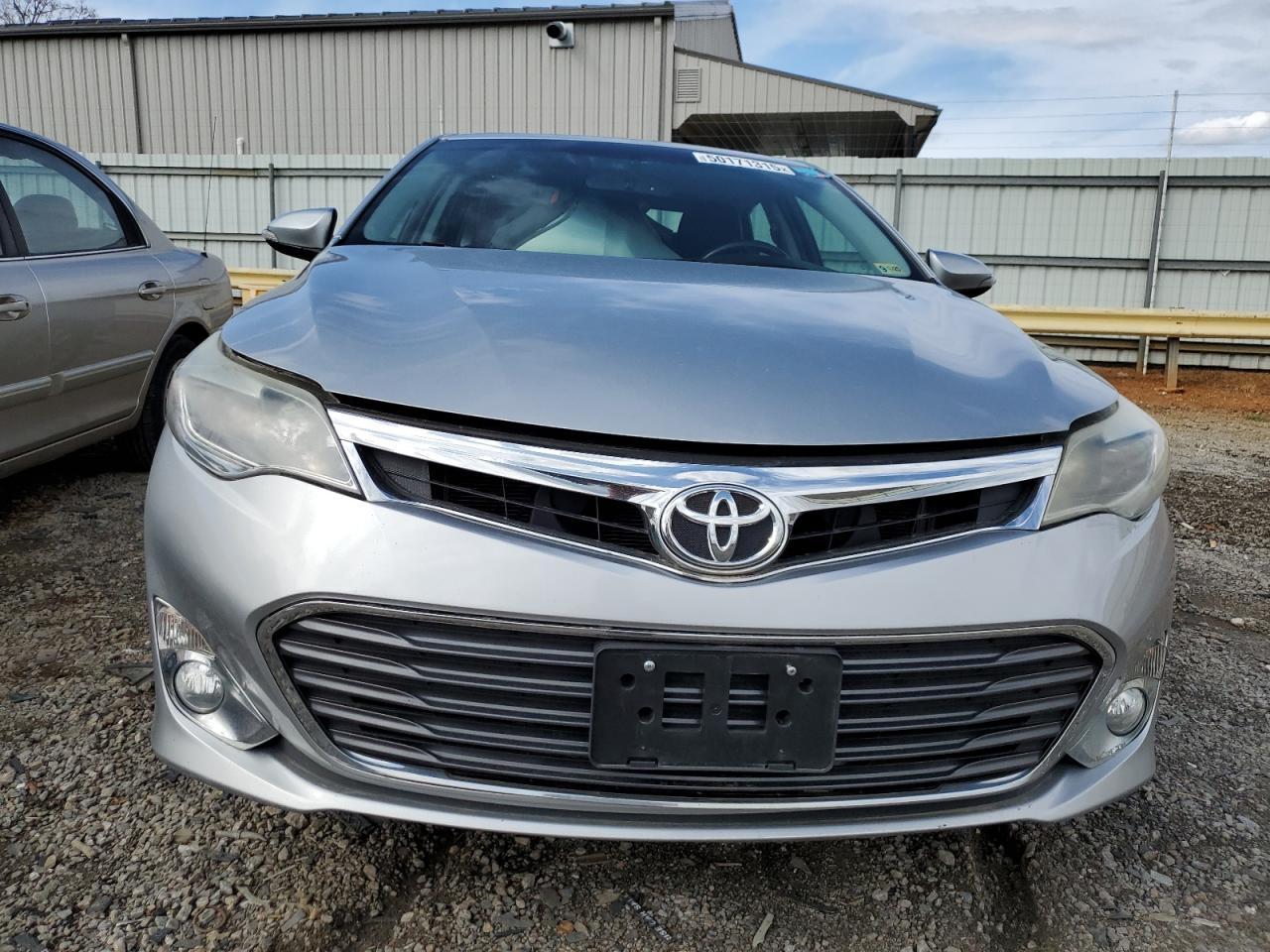 2015 TOYOTA AVALON XLE - Image 5