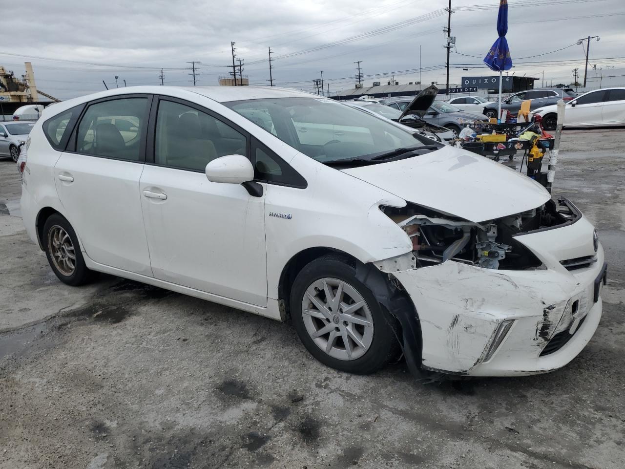 2013 TOYOTA PRIUS V - Фото 4