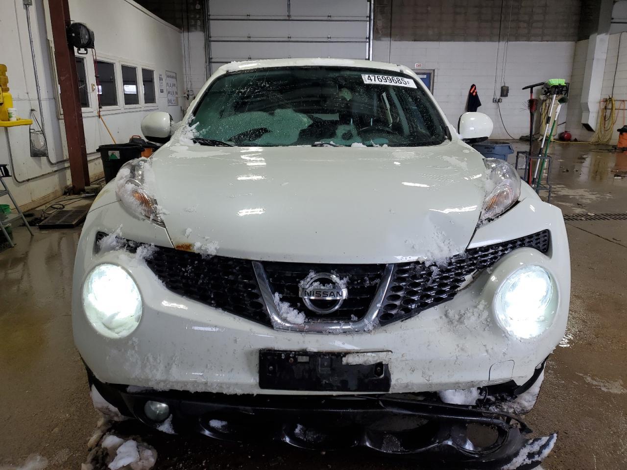 2011 NISSAN JUKE S - Фото 5