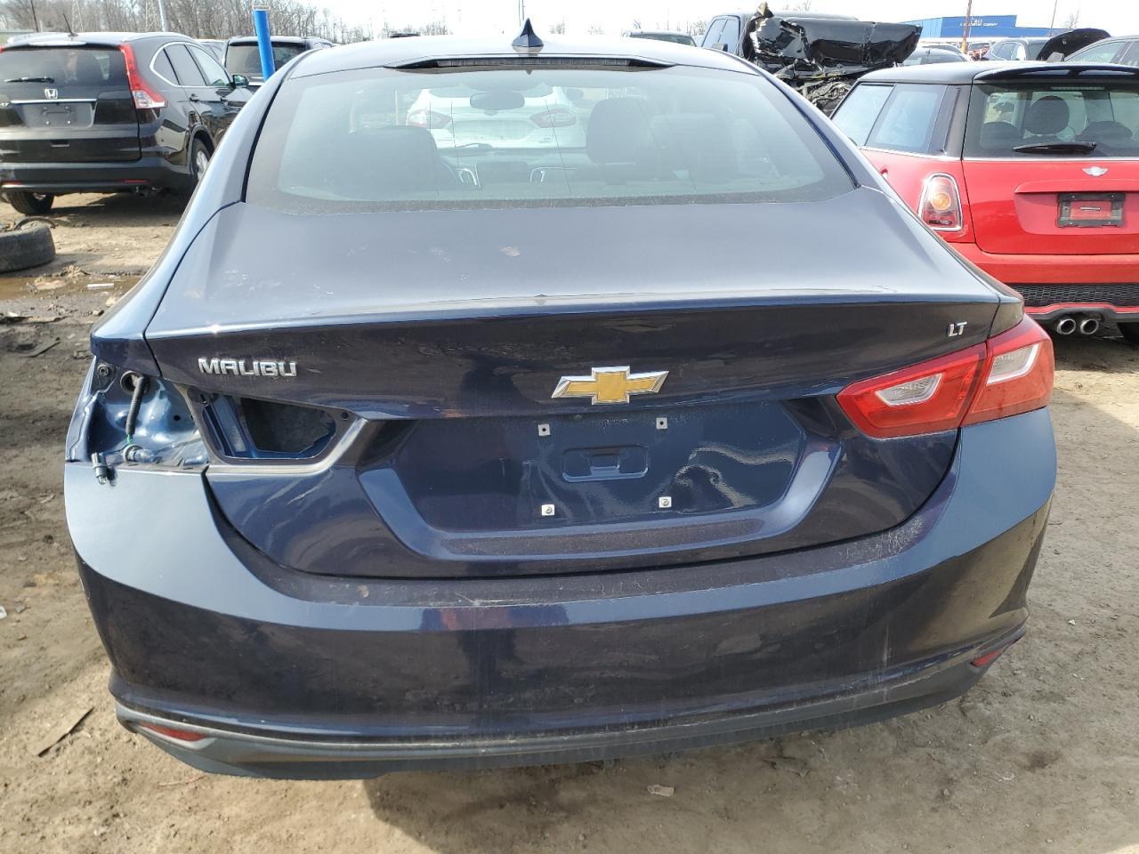 2017 CHEVROLET MALIBU LT - Фото 6