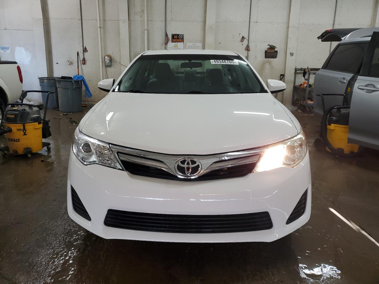 2014 TOYOTA CAMRY L - Фото 5